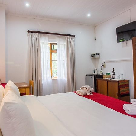 סטלנבוש Rosenview Guest House מראה חיצוני תמונה